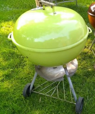 Rare Vintage Weber Kettle Grill Lime Green Barbecue Good Shape