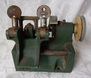 Vintage Old Keil Lock Co 4 Key Making Cutting Machine Charlestown Nh Locksmith