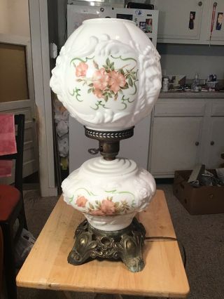 Vtg Gone With The Wind Milk Glass - Puffy Roses/puffy Lions Heads Hurricane Lamp