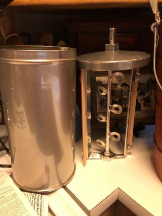 Vintage White Mountain 6 - Quart Electric Ice Cream Maker 4