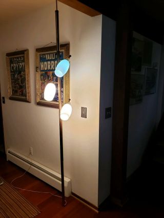 Vtg Midcentury Modern Danish Pole Floor Lamp 3 Way Lights Pre - Owned Unique