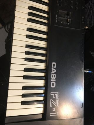 Casio Fz - 1 Digital Sampling Syntheseizer Vintage Keyboard