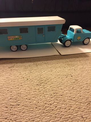 Vintage 1960’s Nylint 6601 Mobile Home And Furniture (6600) On Truck