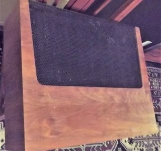 Vintage Marantz Stereophonic Receiver Model 2238 in Wood Case 4