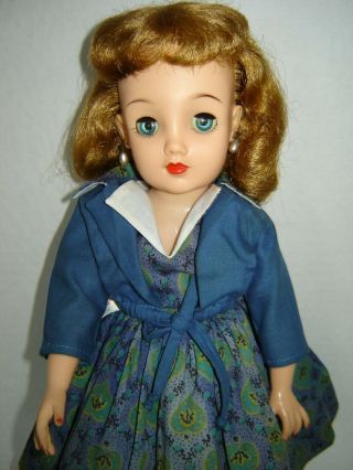 Vintage Ideal Doll MISS REVLON VT - 18 W/ Rare Outfit 4