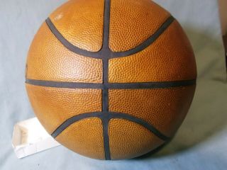 VINTAGE WILSON NBA OFFICIAL BASKETBALL - - LAWRENCE O ' BRIEN - CAST BILT made in USA 7