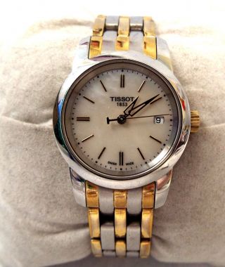 Ladies Vintage Tissot 1853 T033210a Gold,  Silver Tone Quartz Wristwatch - S89