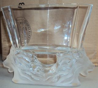 Lalique France Vintage Venise Double Lion Head Vase Frosted Crystal Octagon Rim 2