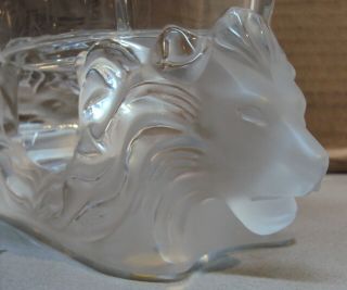 Lalique France Vintage Venise Double Lion Head Vase Frosted Crystal Octagon Rim 4