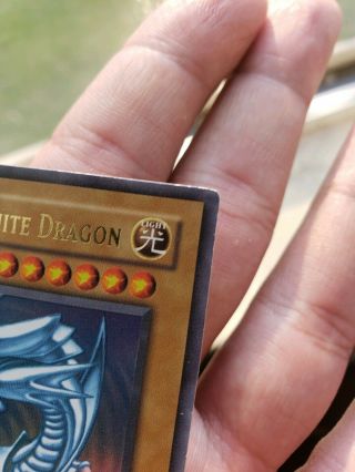 Blue - Eyes White Dragon (SDK - 001) 1st Edition - Ultra Rare NA print VLP - NM COND 4