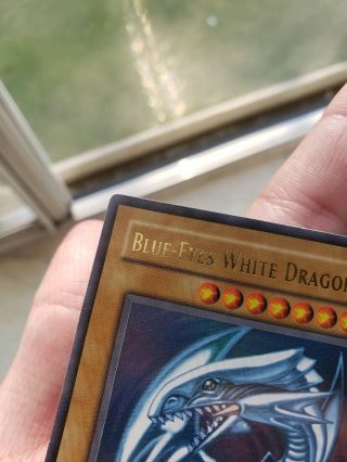 Blue - Eyes White Dragon (SDK - 001) 1st Edition - Ultra Rare NA print VLP - NM COND 5