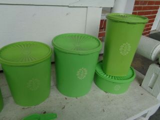 VINTAGE TUPPERWARE CANISTER SET NESTING MEASURING CUPS BOWL KITCHEN RETRO GREEN 3