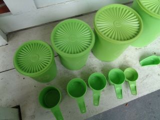 VINTAGE TUPPERWARE CANISTER SET NESTING MEASURING CUPS BOWL KITCHEN RETRO GREEN 5
