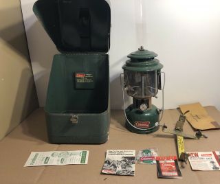 Vintage Coleman Model 220j Gas Lantern W/ Green Metal Safe Case Reflector Holder