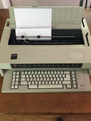 Vintage Ibm Wheelwriter 5 Electronic Typewriter