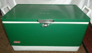 Vintage 1983 Coleman Large Green Metal Ice Chest Cooler Size 28 " X 16 " X 15 "