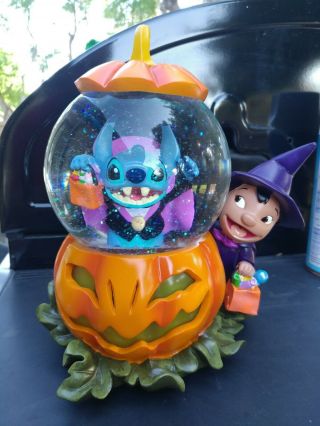Disney Lilo and Stitch Halloween Snow Globe LIMITED 350 RARE 2