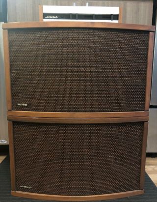Two Bose 901 Series Iv Speakers Vintage Direct Reflecting System With Equalizer
