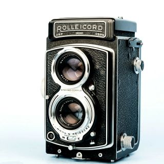 Rollei Rolleicord IV,  vintage 6x6 TLR camera,  lens Schneider Xenar 3.  5/75mm 2
