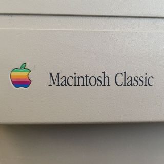 Vintage Apple Macintosh Classic Computer M0420 with Keyboard & Mouse - 1991 2