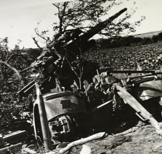Ww2 Photo German 88 Anti Tank Gun Abandoned Destroyed Gi Snap Shot