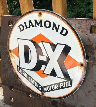 VINTAGE D - X DIAMOND LUBRICATIONS MOTOR FUEL PORCELAIN PUMP PLATE 3