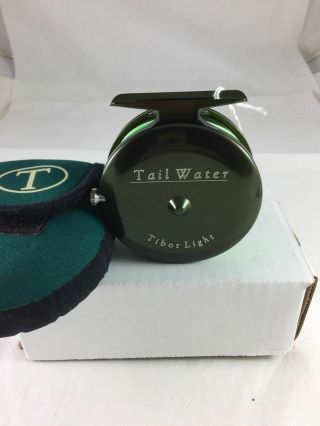 Tibor Light Tail Water Fly Reel -,  with Case 4