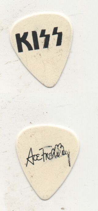 (( (kiss - Old Vintage)) ) Guitar Pick Picks Plectrum Rare 2