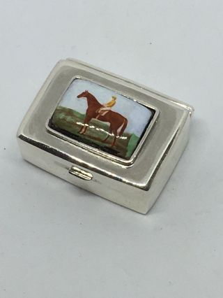 Lovely Solid English Enamel Horse Equestrian Snuff Pill Box Vinaigrette