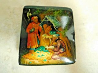 VINTAGE 1991 SIGNED RUSSIAN LACQUER BOX ORIGINALLY $250 BOX & PAPERS 2