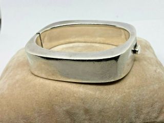 Vintage Taxco Sterling Silver Modernist Hinged Bangle Bracelet - 58.  9g.  / 418