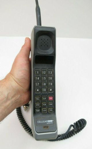 Vintage Motorola Cellular One Brick Phone F09lfd8438ag Made In Usa