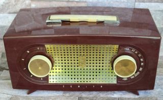 Vintage Mid - Century Zenith Tube Radio Model No.  R511 - R