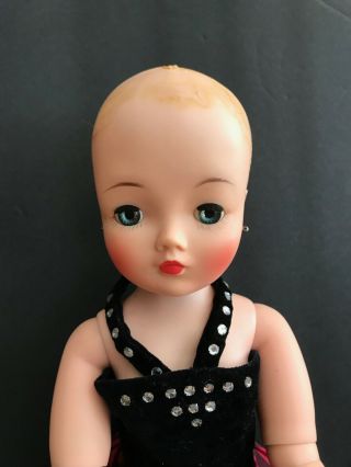 Vintage Madame Alexander Cissy Doll