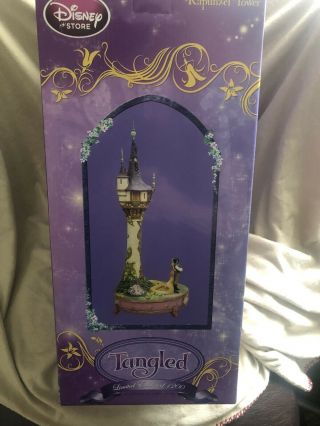 Disney Store Tangled Rapunzel Tower Limited Edition of 1200 - VERY RARE 4
