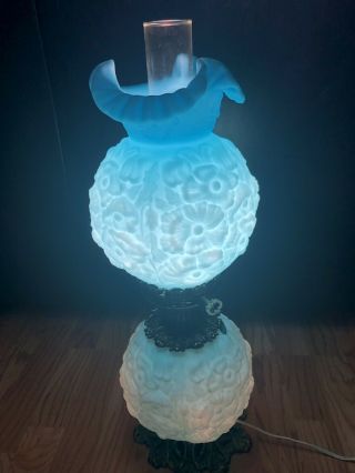 Vintage 1970’s Fenton Blue Satin Poppy Gwtw Lamp Gone With The Wind 24” 3 - Way