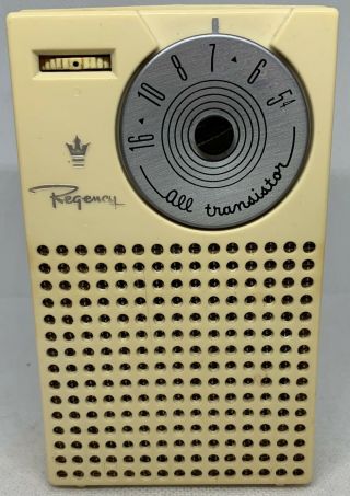 Vintage Regency Transistor Radio Model Tr - 4