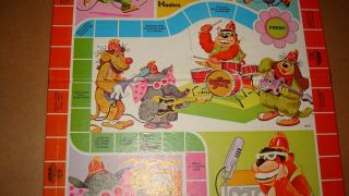 Hasbro The Banana Splits Vintage Board Game Wild and Wacky Recording Studio 5