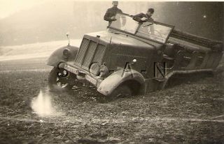 Wwii German Army Rp - Soldier - Panzer Halftrack - Halbkette - Stuck In Mud