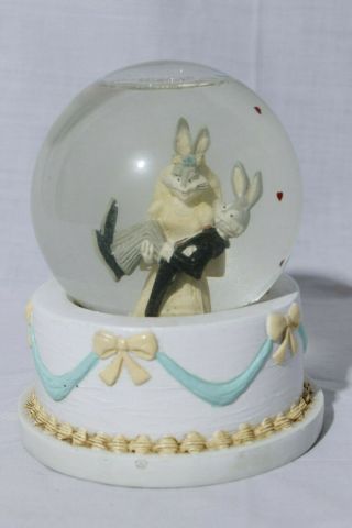 Vtg Warner Bros Studio Honey & Bugs Bunny Bride & Groom Wedding Snow Globe Rare