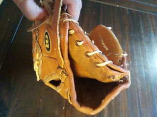 Vintaged Wilson Baseball Glove A2000 - XLC snap action grip - tite pocket pro - back 6