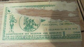 Rare Complete Vintage 1974 Walt Disney Wooden Cigar Box Wood Disneyland 3 Cigars 8