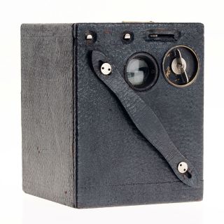 Kodak No.  2 Bullseye Model D Vintage Box Camera 2