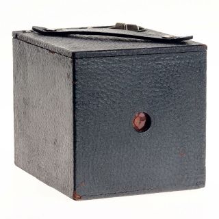 Kodak No.  2 Bullseye Model D Vintage Box Camera 4