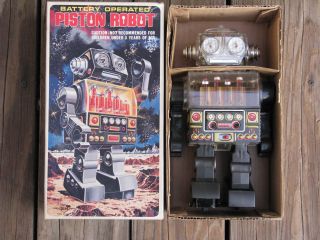 RARE HORIKAWA SH 1977 Piston Robot 10½” Plastic B/O Tin Space Toy JAPAN 2