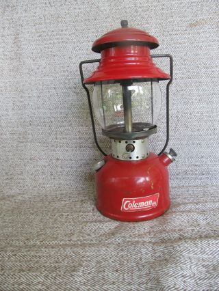 Vintage Coleman Model 200 Lantern With Brass Font Dated 4 - 64 Made In Canada Vgc