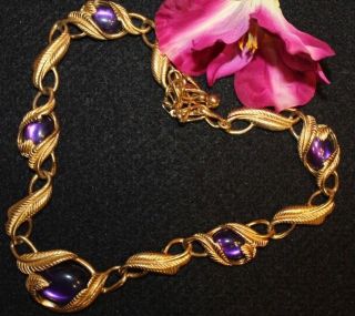Rare Trifari Tm Signed Gold Tone Leaf Necklace With Purple Lucite Stones Look