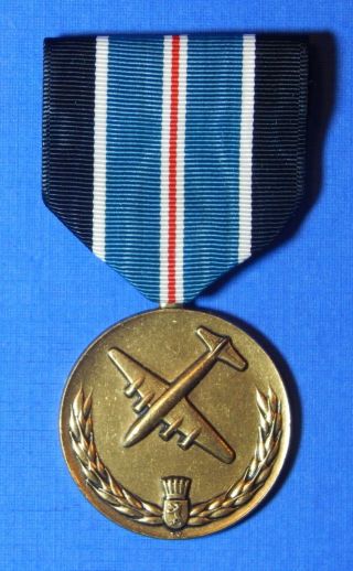 United States Medal For Humane Action Medal  S9288