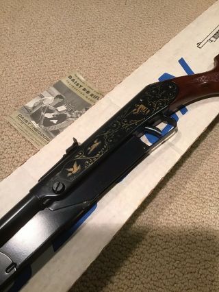 Vintage 1960’s Daisy Model 25 Pump Action BB Gun Rifle W/Box 7