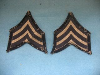 WWII US Army Sergeant Grade 4 woven Stripes / Chevrons 2